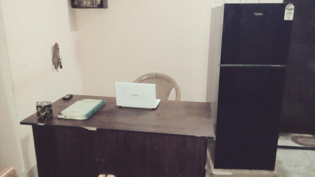 Laughing Buddha Homestay Bhubaneswar Bagian luar foto